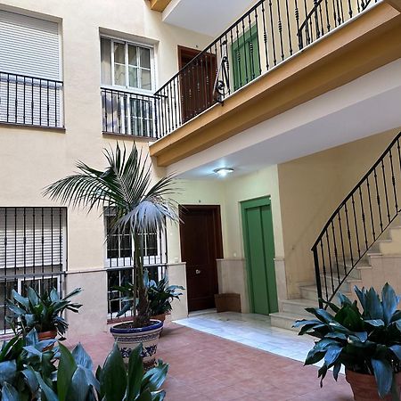 Апартаменты Urban Flat Junior Малага Экстерьер фото